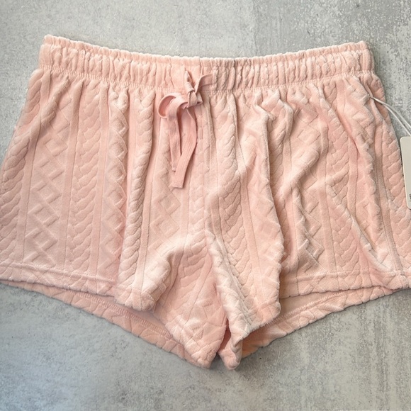 Pj salvage pink cable set crew neck and shorts velour soft holiday lounge - Picture 8 of 11